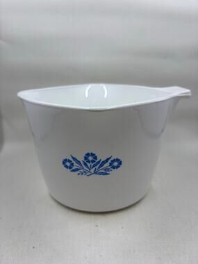 Vintage Corning Ware Blue Cornflower P-55-B Sauce Maker & 1 Quart Measuring Cup